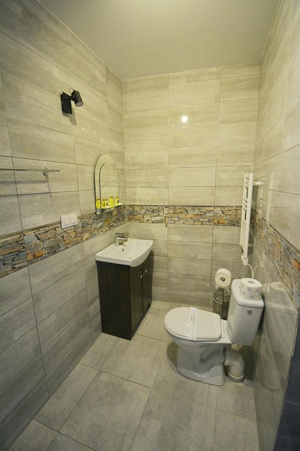 קוטנו Hotel Awis מראה חיצוני תמונה